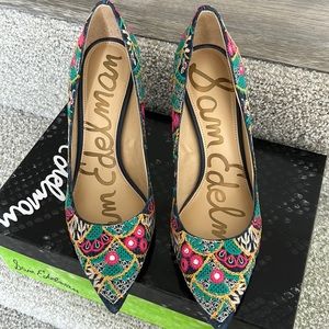 Sam Edelman pumps, multi color with navy blue heel 3 1/2 inches tall